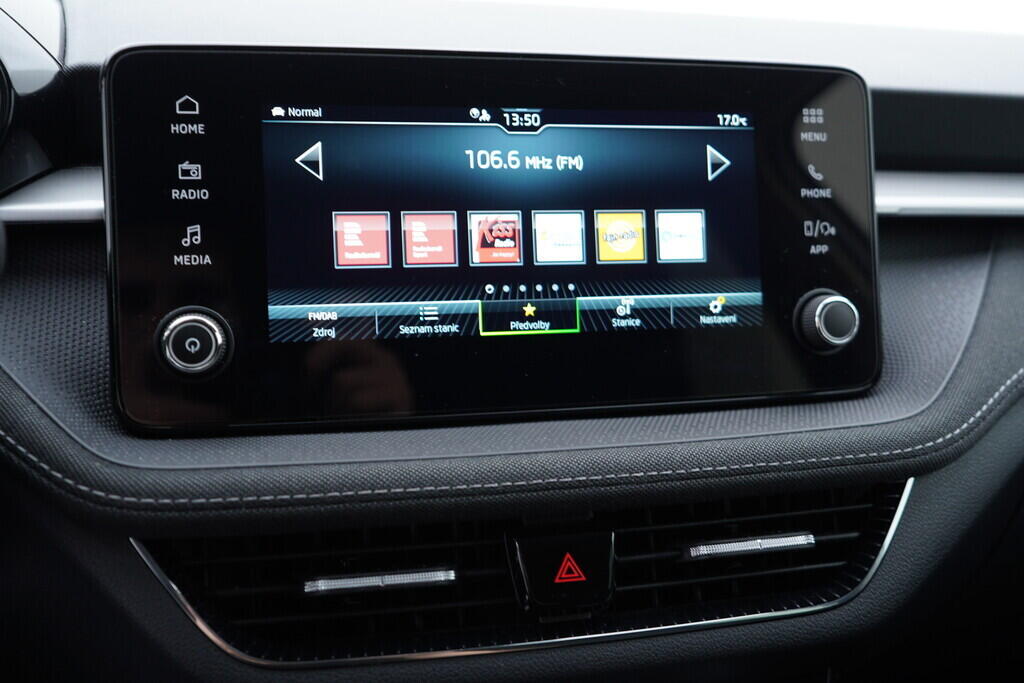 OV190V09456_28.webp_FABIA Top Selection 1.0 TSI 70 kW manuál, DPH