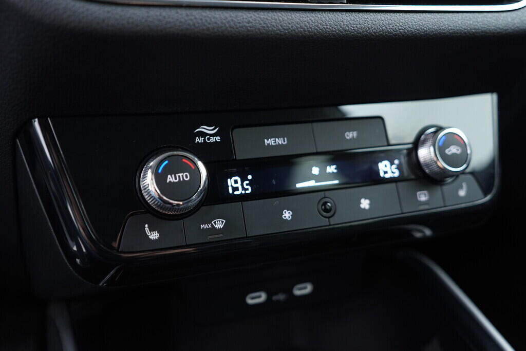 OV190V09456_31.webp_FABIA Top Selection 1.0 TSI 70 kW manuál, DPH