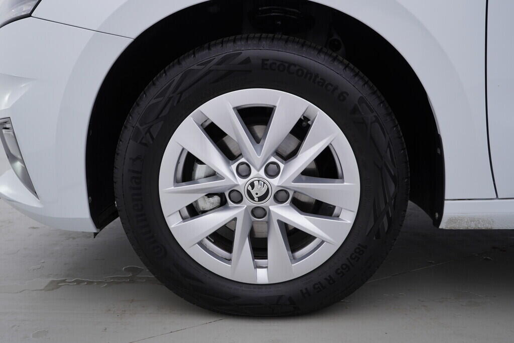 OV190V09456_38.webp_FABIA Top Selection 1.0 TSI 70 kW manuál, DPH