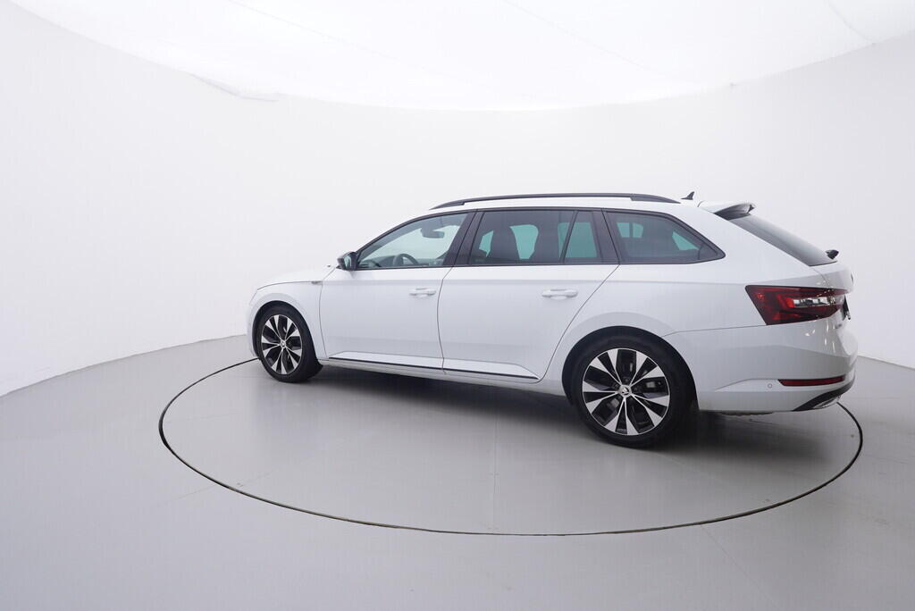 OV190V09457_12.webp_SUPERB Sport 2.0 TDI 140 kW automat