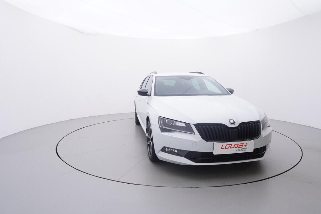 OV190V09457_17.webp_SUPERB Sport 2.0 TDI 140 kW automat