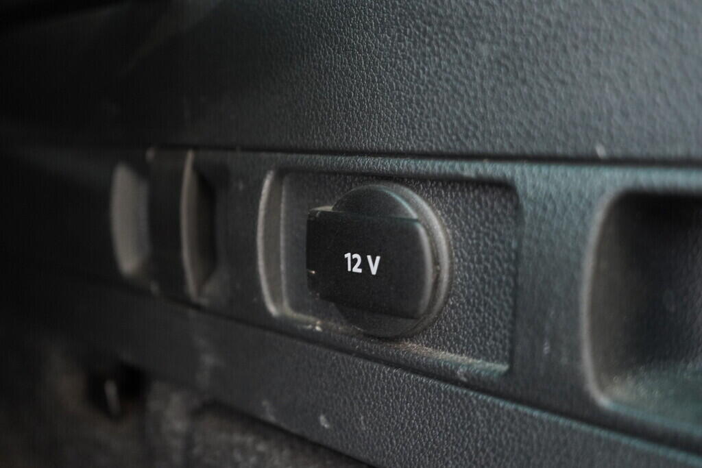 OV190V09457_40.webp_SUPERB Sport 2.0 TDI 140 kW automat