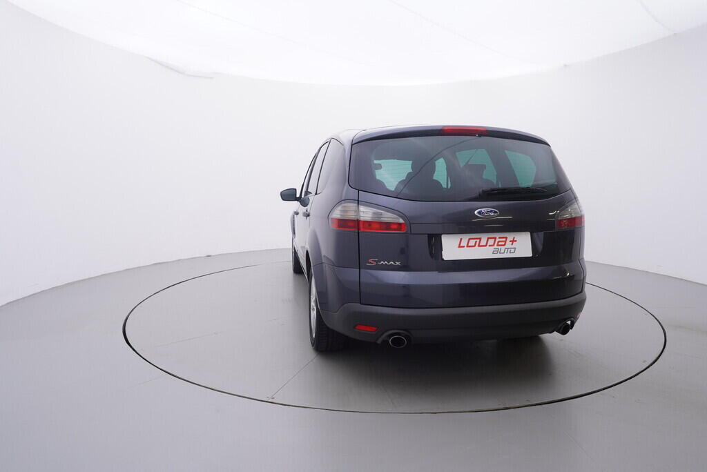 OV190V09458_13.webp_S-MAX Trend 2.5 WA6 162 kW manuál