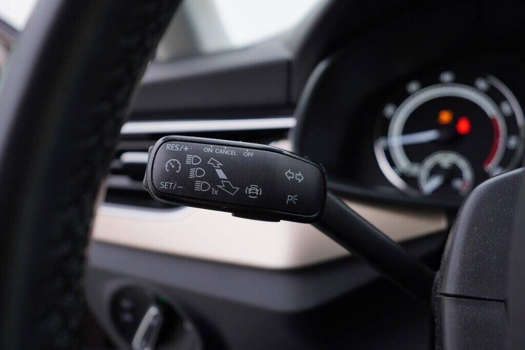 OV190V09459_23.webp_SCALA Style 1.0 TSI 85 kW manuál