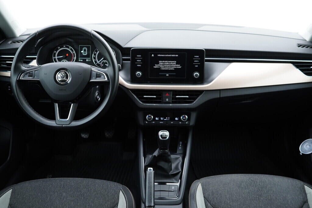 OV190V09459_25.webp_SCALA Style 1.0 TSI 85 kW manuál