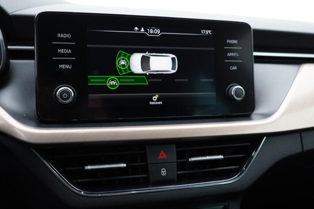 OV190V09459_30.webp_SCALA Style 1.0 TSI 85 kW manuál