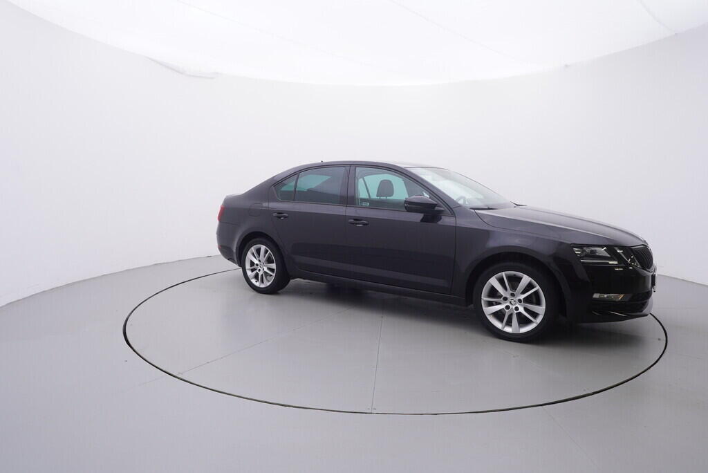 OV190V09463_16.webp_OCTAVIA Style Plus 1.5 TSI 110 kW manuál