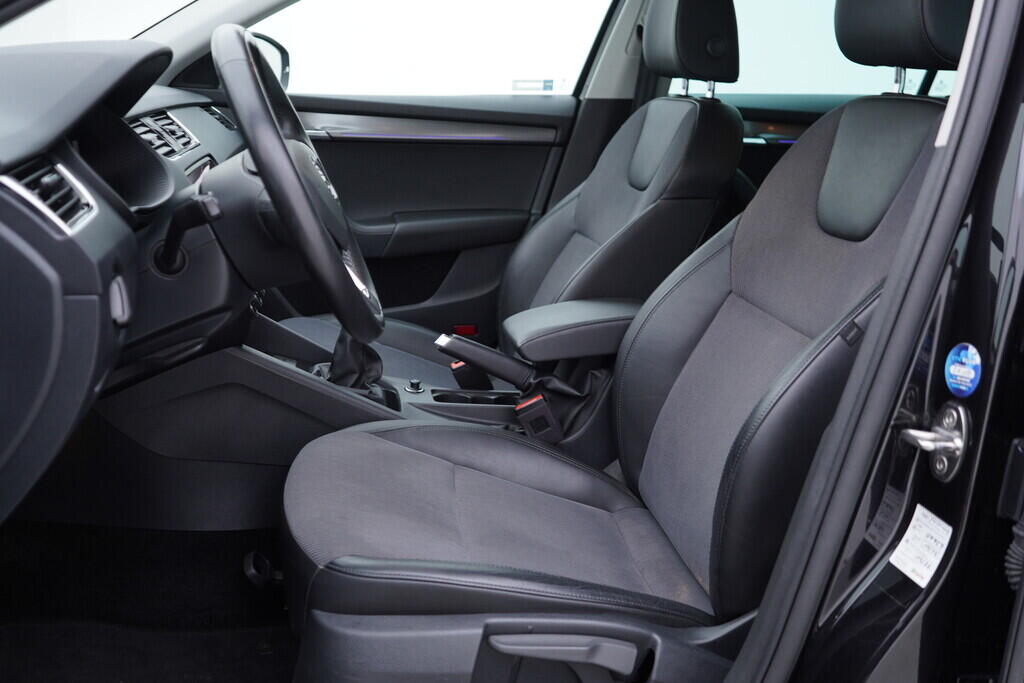 OV190V09463_22.webp_OCTAVIA Style Plus 1.5 TSI 110 kW manuál