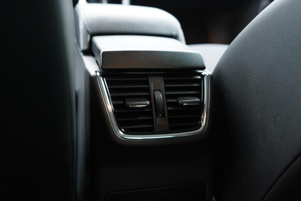 OV190V09463_34.webp_OCTAVIA Style Plus 1.5 TSI 110 kW manuál