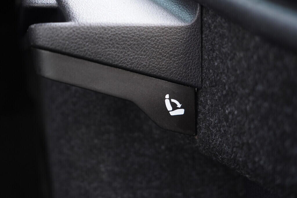 OV190V09463_37.webp_OCTAVIA Style Plus 1.5 TSI 110 kW manuál