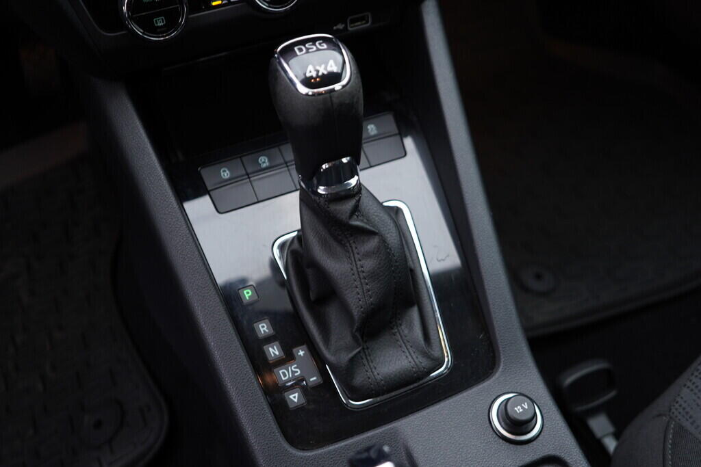 OV190V09464_31.webp_OCTAVIA Style 2.0 TDI 135 kW automat, DPH