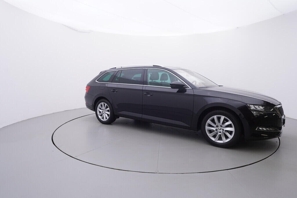 OV190V09465_16.webp_SUPERB Style 1.5 TSI 110 kW automat