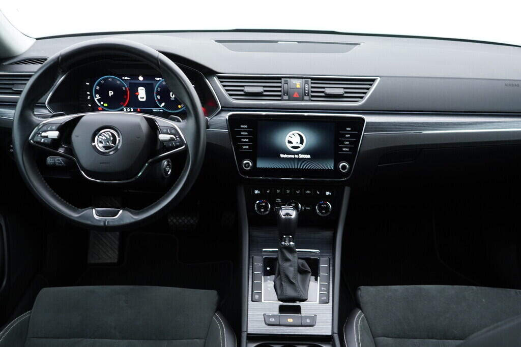 OV190V09465_27.webp_SUPERB Style 1.5 TSI 110 kW automat