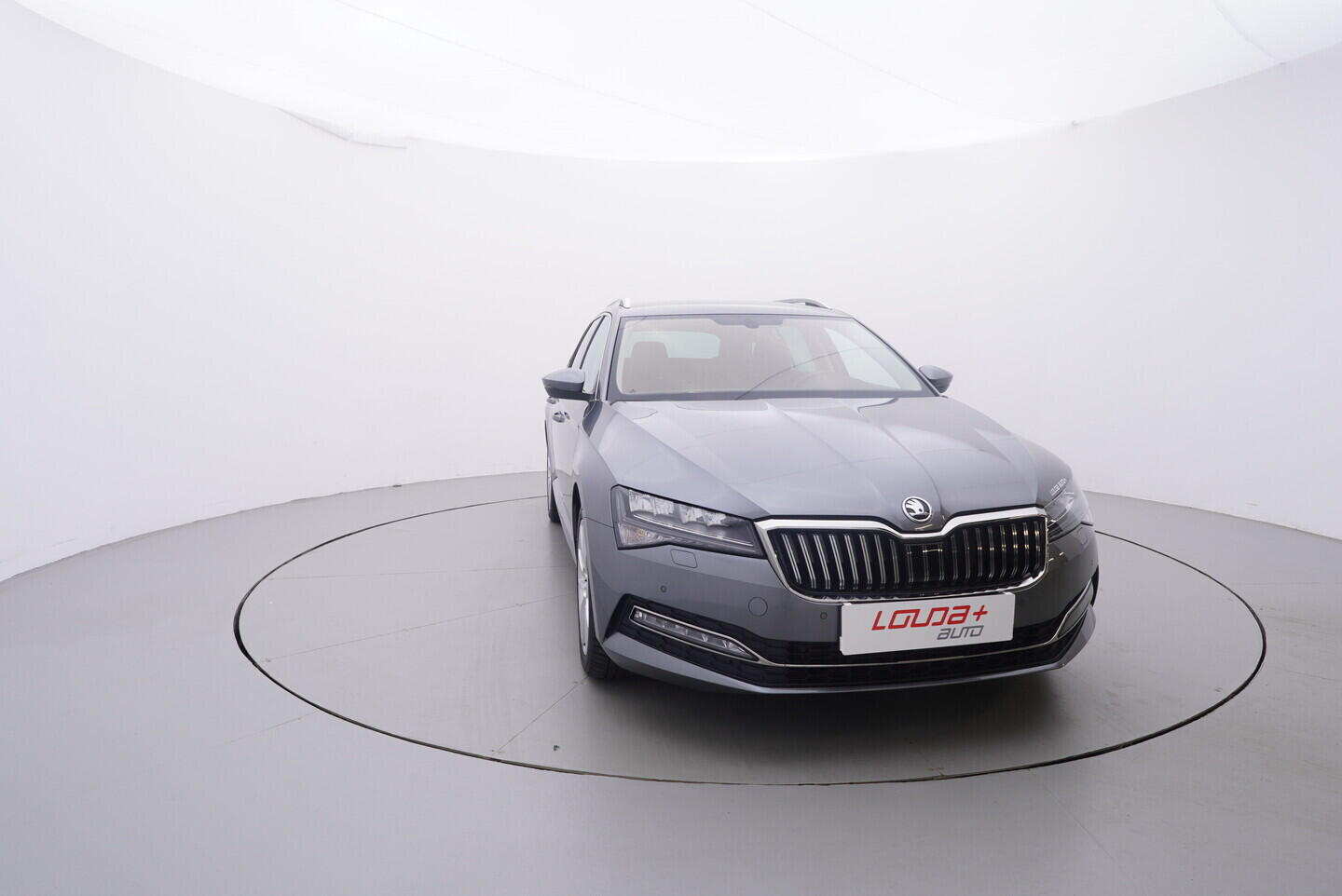 OV190V09469_17.webp_SUPERB Style 2.0 TDI 147 kW automat, DPH