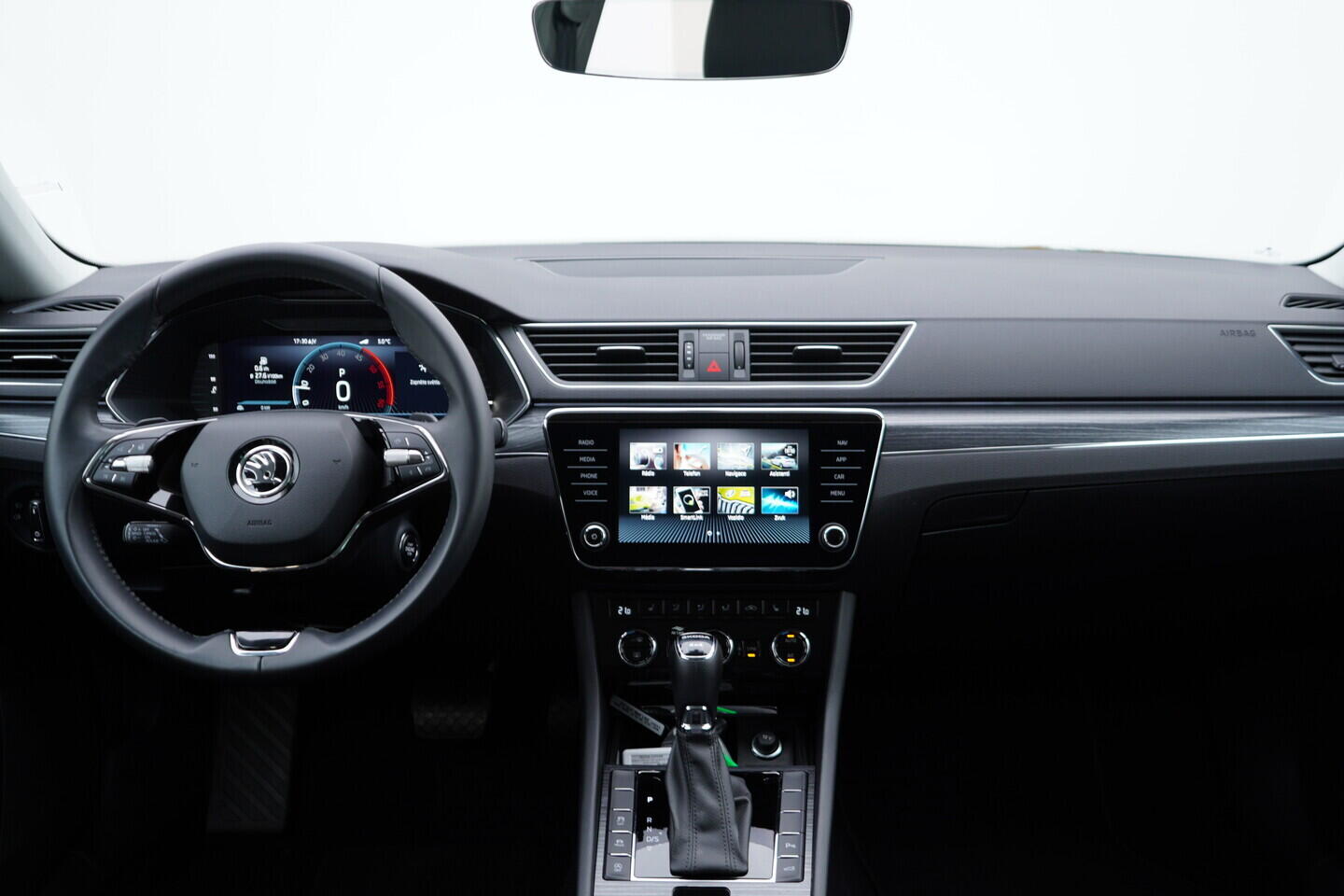 OV190V09469_28.webp_SUPERB Style 2.0 TDI 147 kW automat, DPH