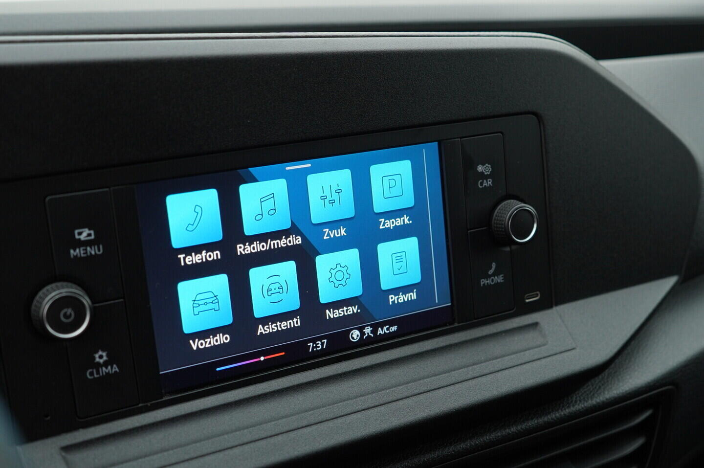 OV190V09472_22.webp_CADDY  2.0 TDI 75 kW manuál, DPH