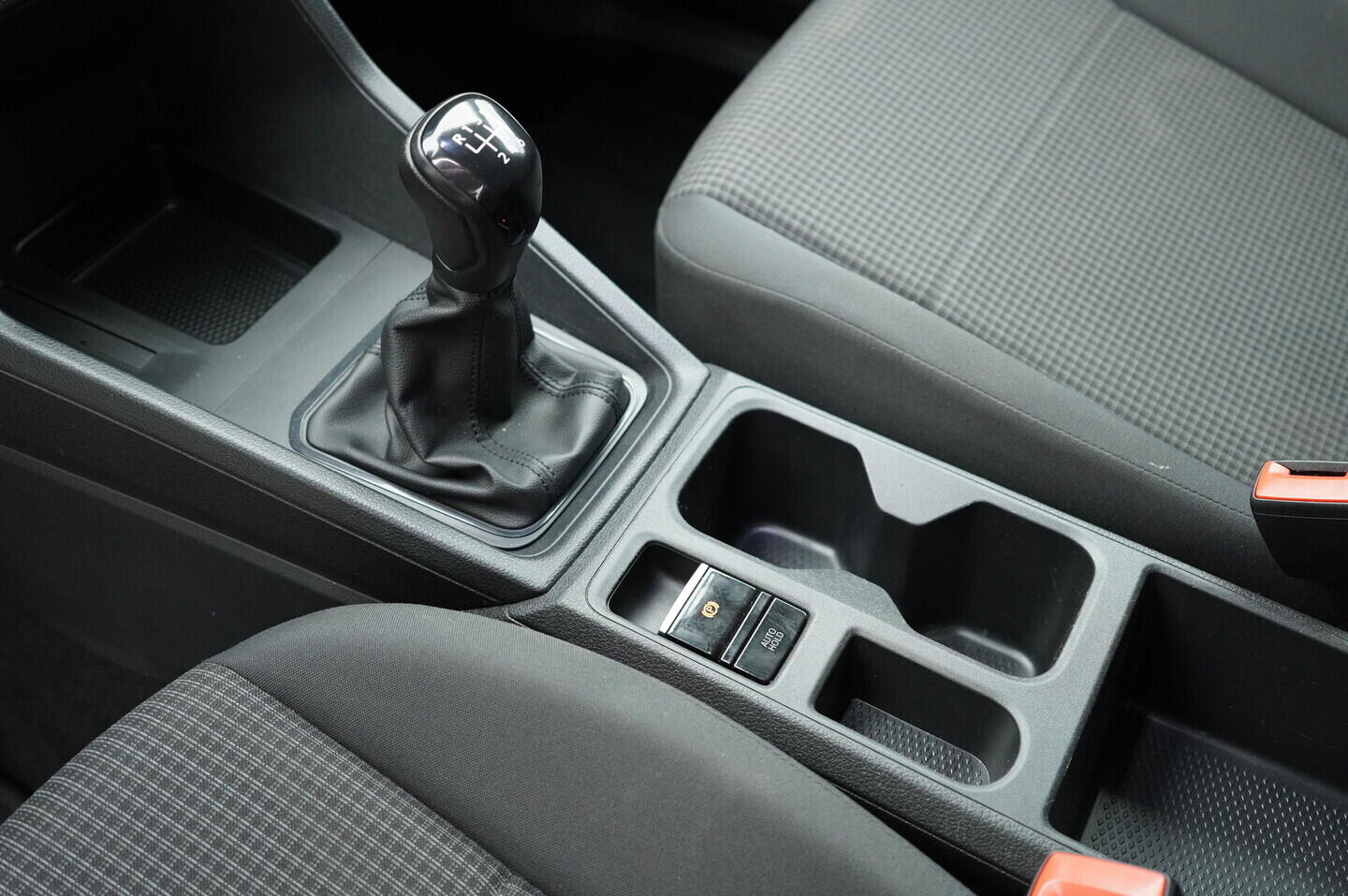 OV190V09472_24.webp_CADDY  2.0 TDI 75 kW manuál, DPH