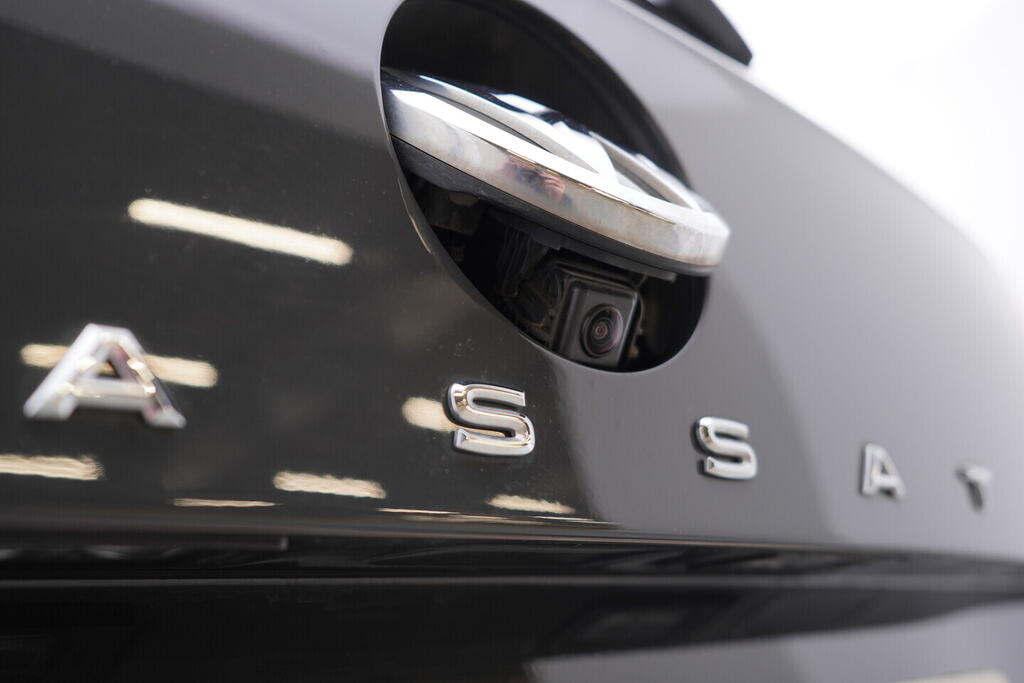 OV190V09475_46.webp_PASSAT Elegance 2.0 TDI 110 kW automat