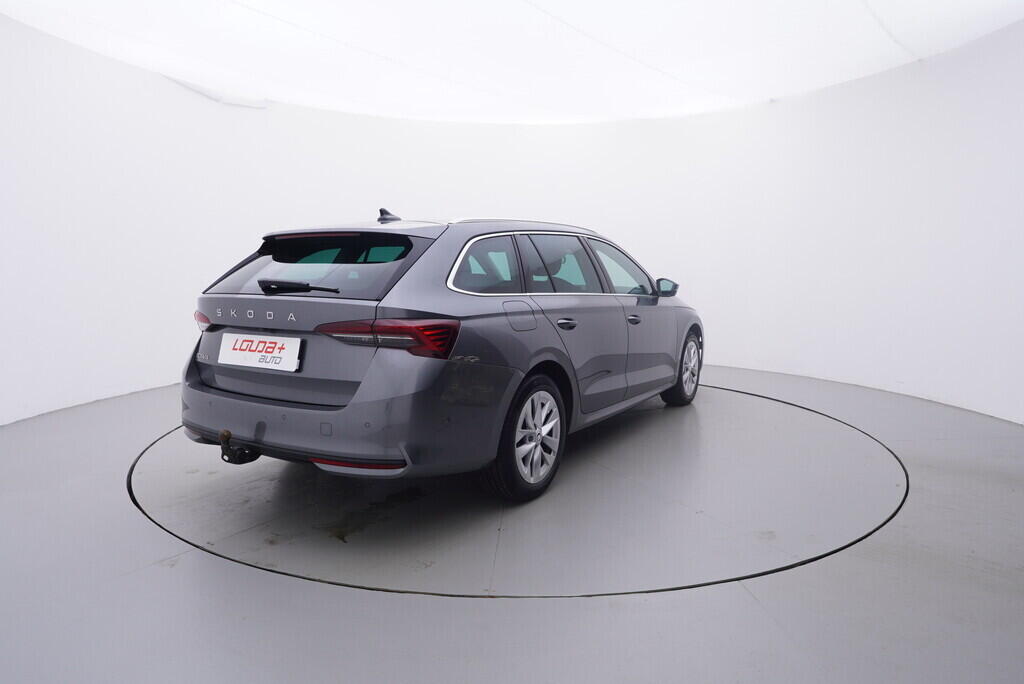 OV190V09476_14.webp_OCTAVIA Top Selection 1.5 TSI 110 kW manuál, DPH