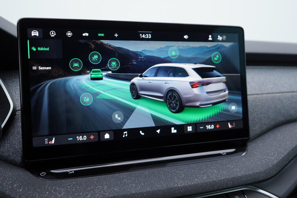 OV190V09476_32.webp_OCTAVIA Top Selection 1.5 TSI 110 kW manuál, DPH