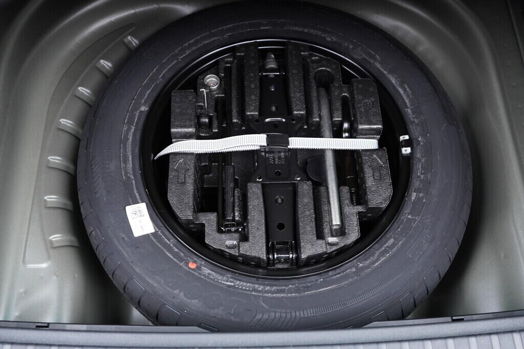 OV190V09476_43.webp_OCTAVIA Top Selection 1.5 TSI 110 kW manuál, DPH