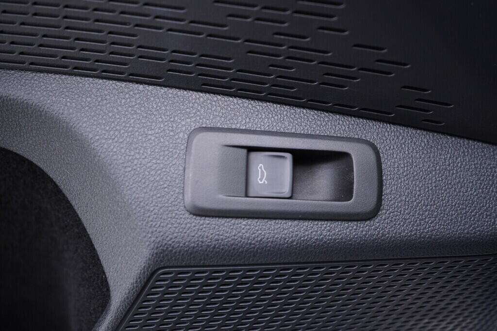 OV190V09477_21.webp_OCTAVIA Top Selection 1.5 TSI 110 kW manuál, DPH