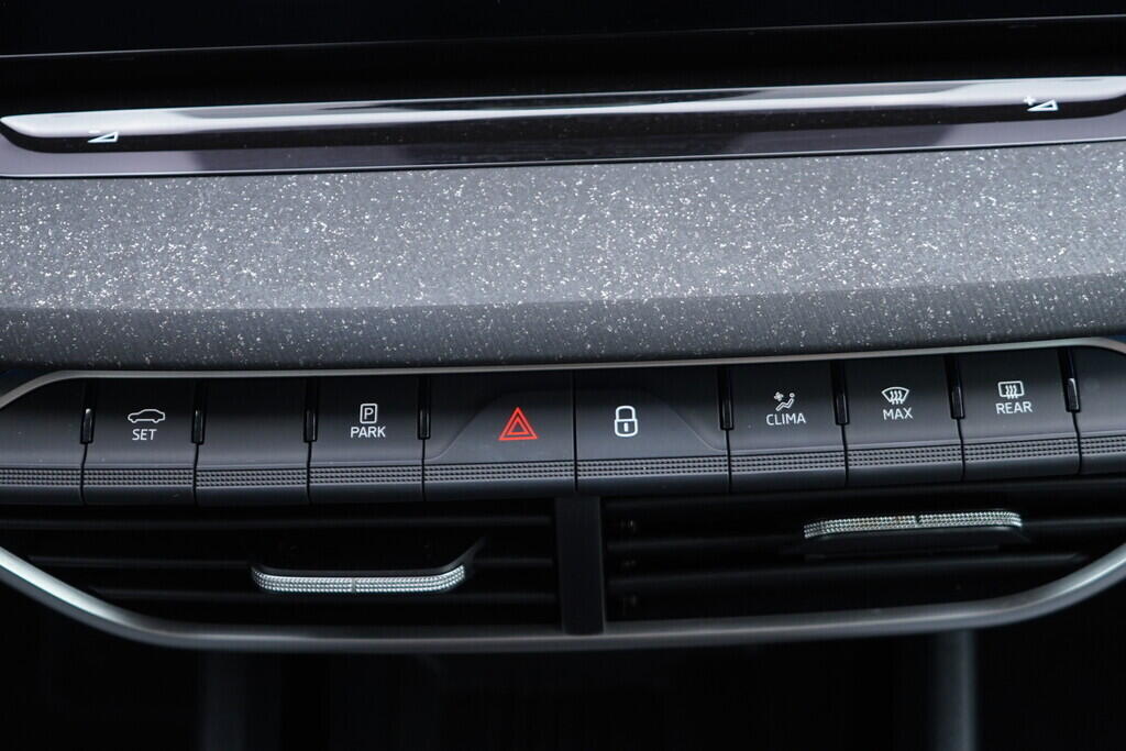 OV190V09477_33.webp_OCTAVIA Top Selection 1.5 TSI 110 kW manuál, DPH