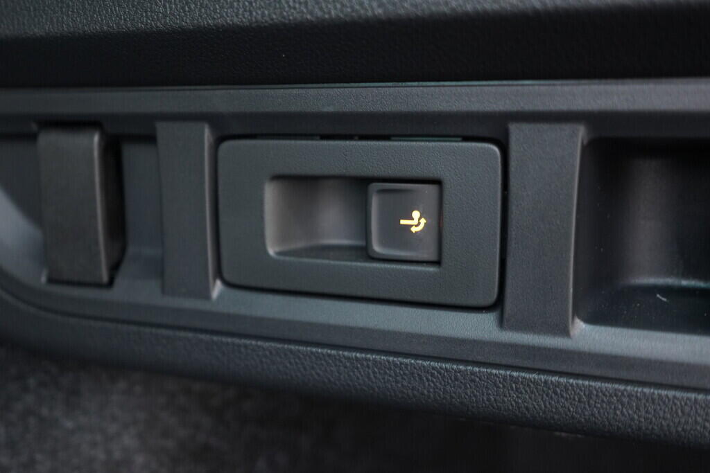 OV190V09477_41.webp_OCTAVIA Top Selection 1.5 TSI 110 kW manuál, DPH