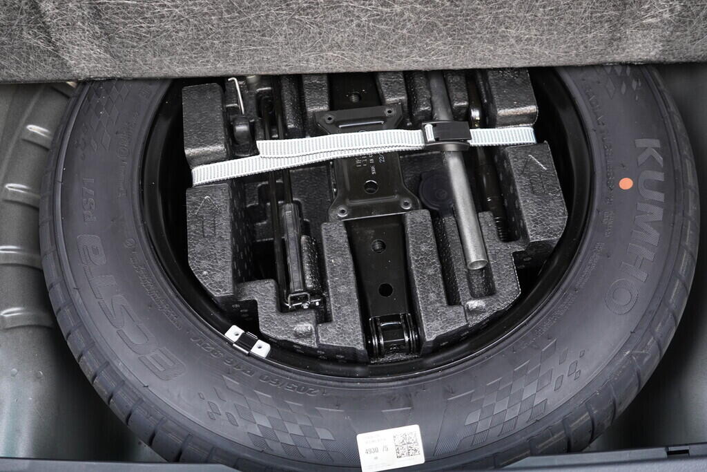 OV190V09477_42.webp_OCTAVIA Top Selection 1.5 TSI 110 kW manuál, DPH