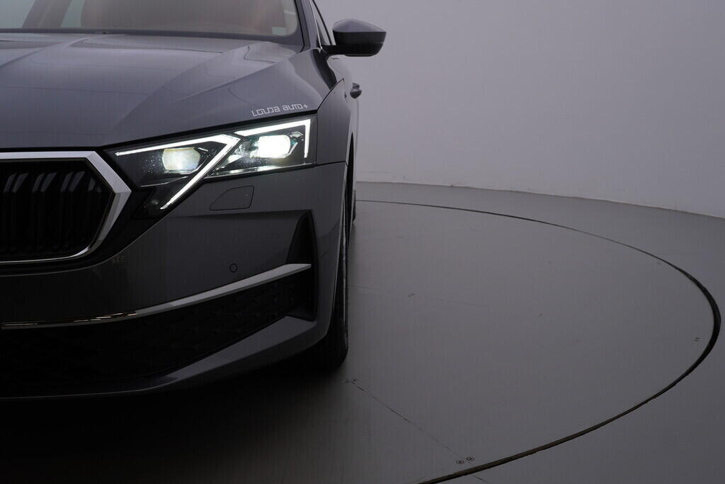 OV190V09477_46.webp_OCTAVIA Top Selection 1.5 TSI 110 kW manuál, DPH