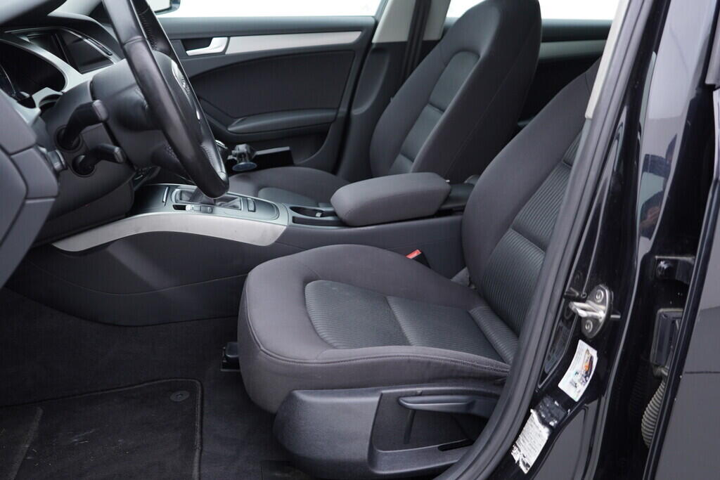 OV190V09481_22.webp_A4  2.0 TDI 105 kW manuál