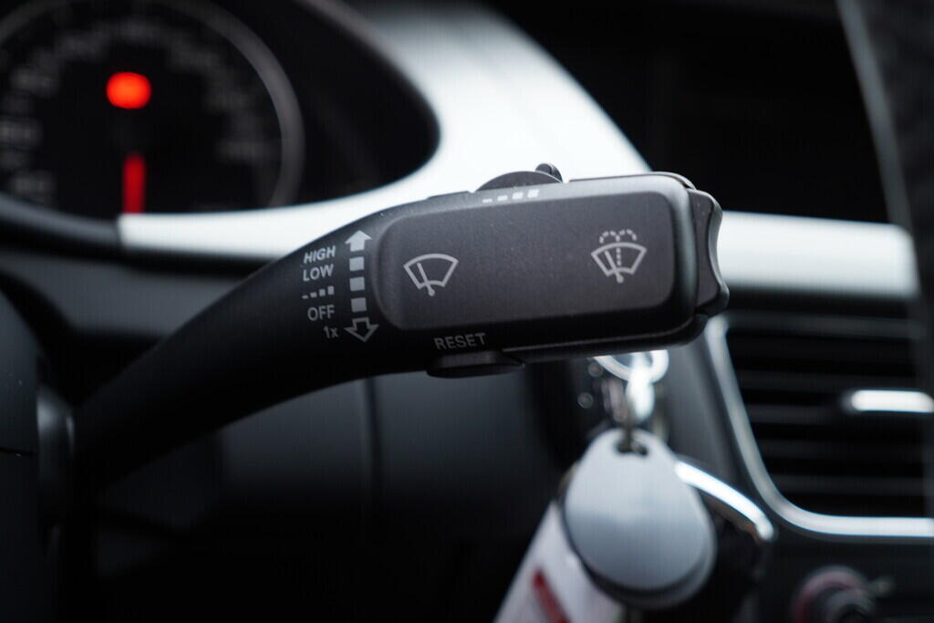 OV190V09481_25.webp_A4  2.0 TDI 105 kW manuál