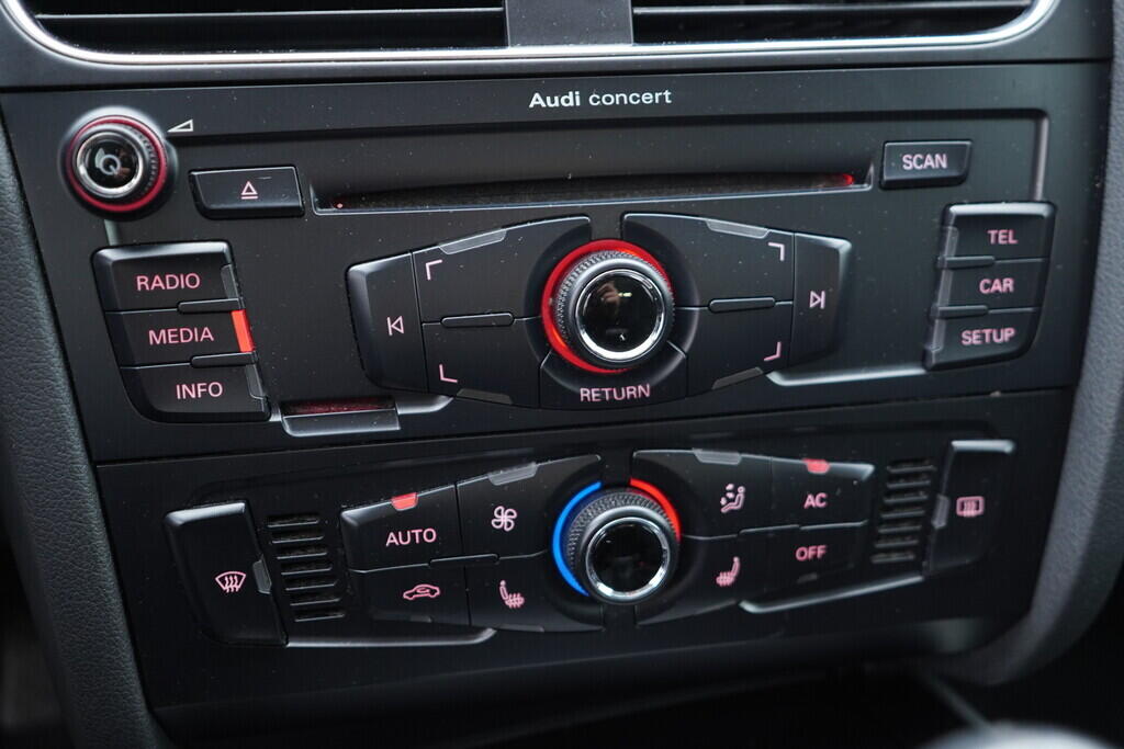 OV190V09481_30.webp_A4  2.0 TDI 105 kW manuál