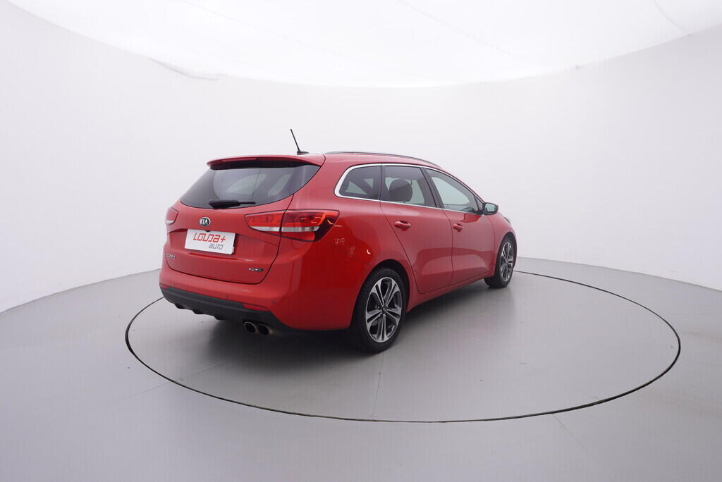 OV190V09482_14.webp_CEED Gt line  1.0 T-GDi 88 kW manuál