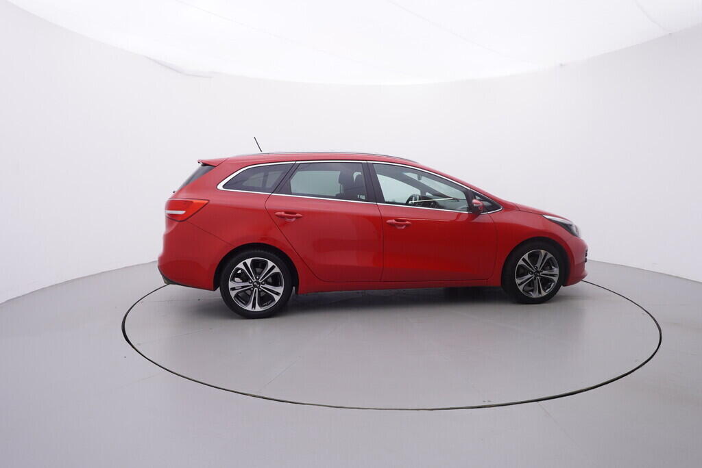 OV190V09482_15.webp_CEED Gt line  1.0 T-GDi 88 kW manuál