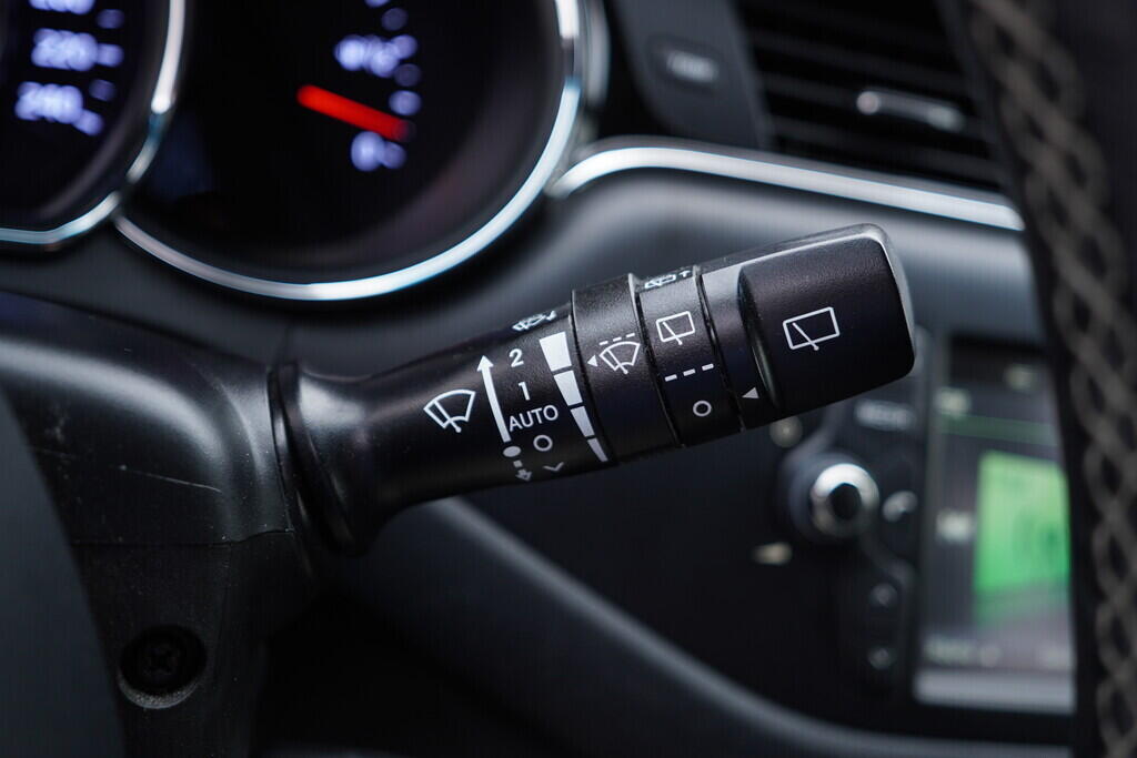 OV190V09482_24.webp_CEED Gt line  1.0 T-GDi 88 kW manuál