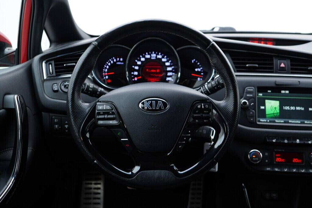 OV190V09482_28.webp_CEED Gt line  1.0 T-GDi 88 kW manuál