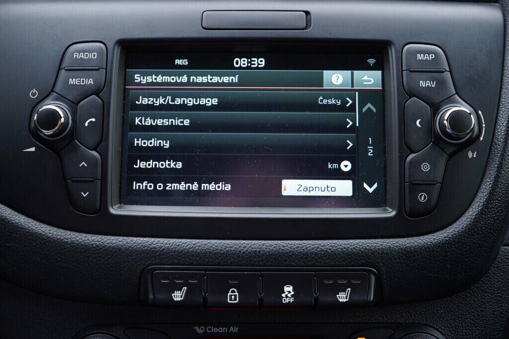 OV190V09482_35.webp_CEED Gt line  1.0 T-GDi 88 kW manuál
