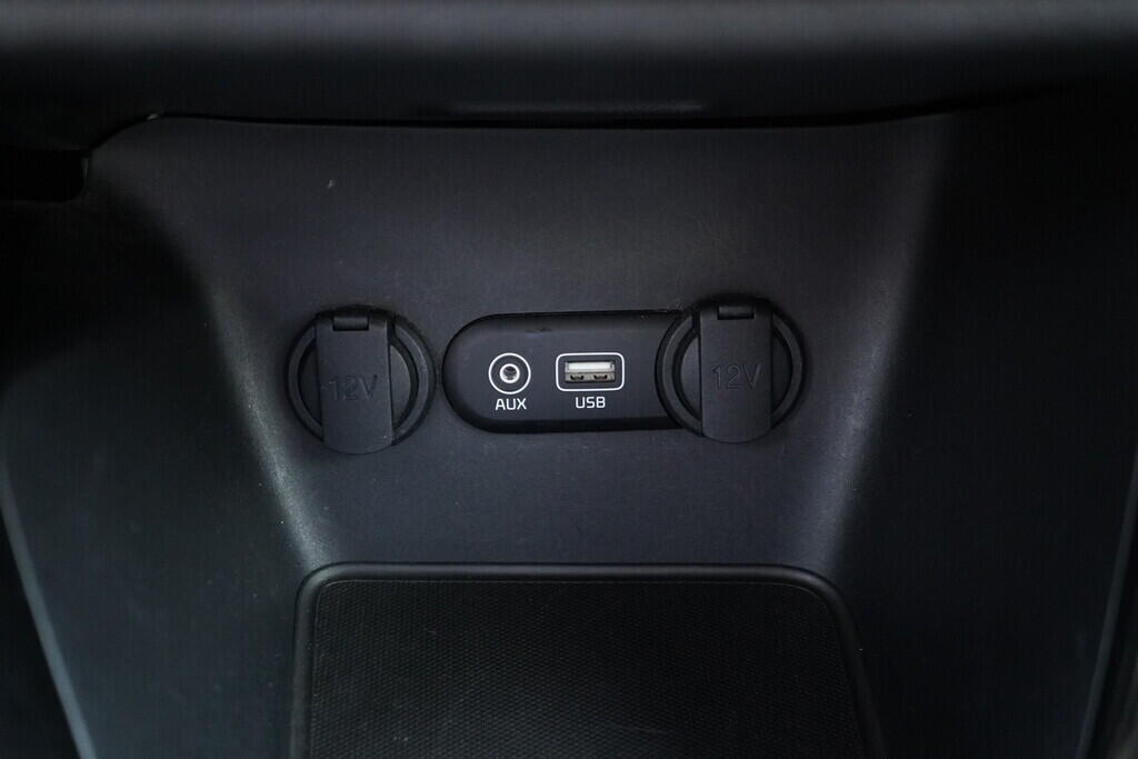 OV190V09482_37.webp_CEED Gt line  1.0 T-GDi 88 kW manuál