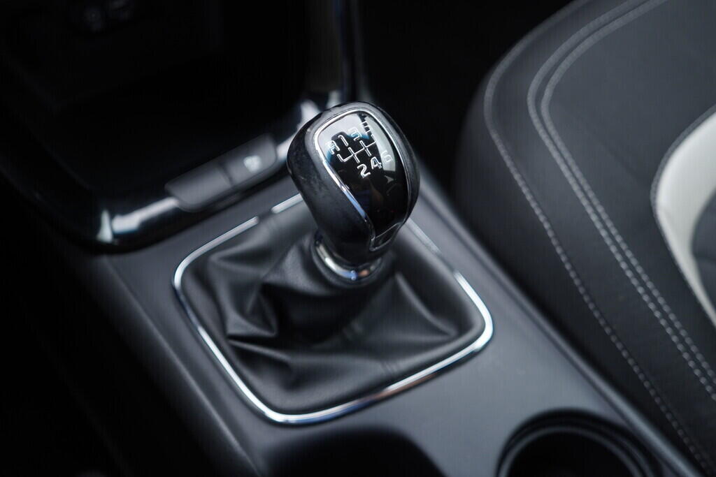 OV190V09482_38.webp_CEED Gt line  1.0 T-GDi 88 kW manuál