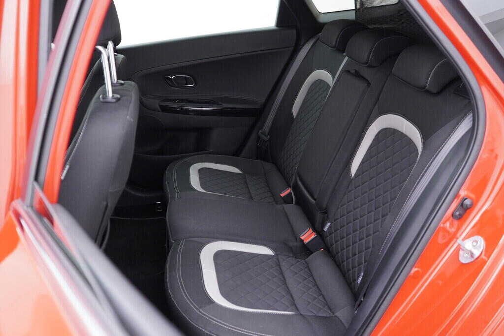 OV190V09482_40.webp_CEED Gt line  1.0 T-GDi 88 kW manuál