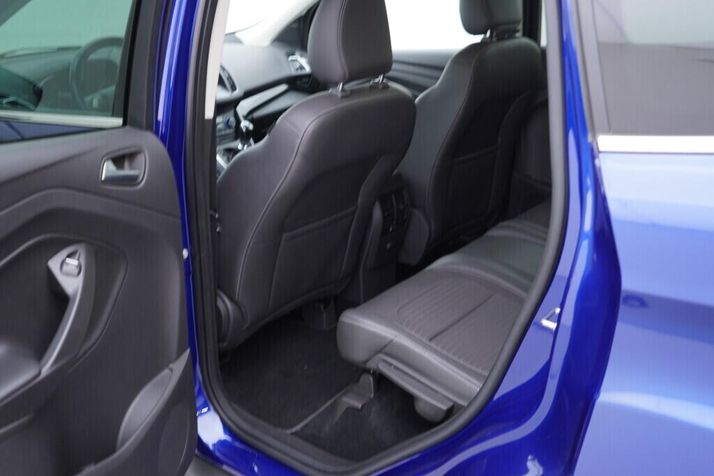 OV190V09483_32.webp_KUGA Titanium 1.5  110 kW manuál