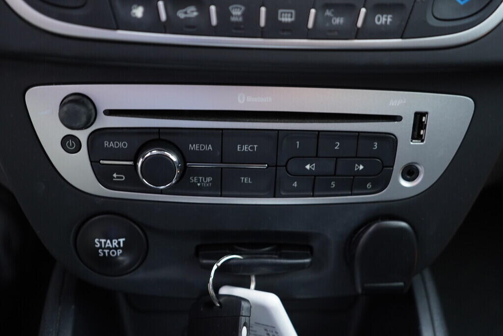 OV190V09484_32.webp_MÉGANE  1.5 Dci 81 kW automat