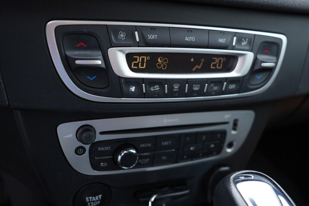 OV190V09484_33.webp_MÉGANE  1.5 Dci 81 kW automat