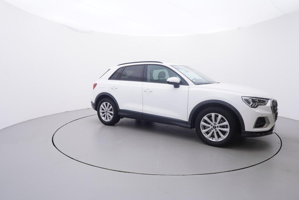 OV190V09485_16.webp_Q3 Advanced 2.0 TSI 140 kW automat, DPH