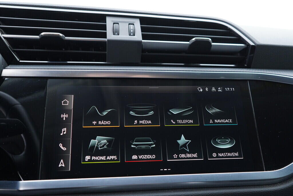 OV190V09485_28.webp_Q3 Advanced 2.0 TSI 140 kW automat, DPH