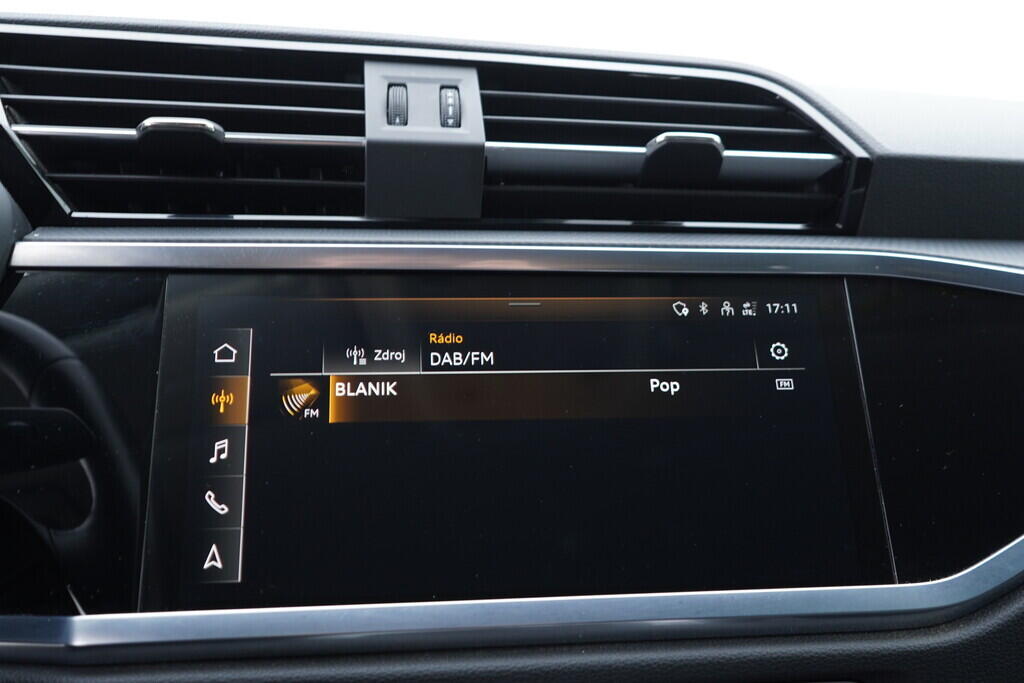 OV190V09485_29.webp_Q3 Advanced 2.0 TSI 140 kW automat, DPH