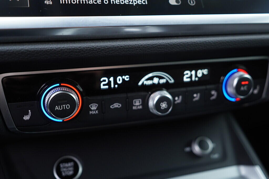 OV190V09485_33.webp_Q3 Advanced 2.0 TSI 140 kW automat, DPH