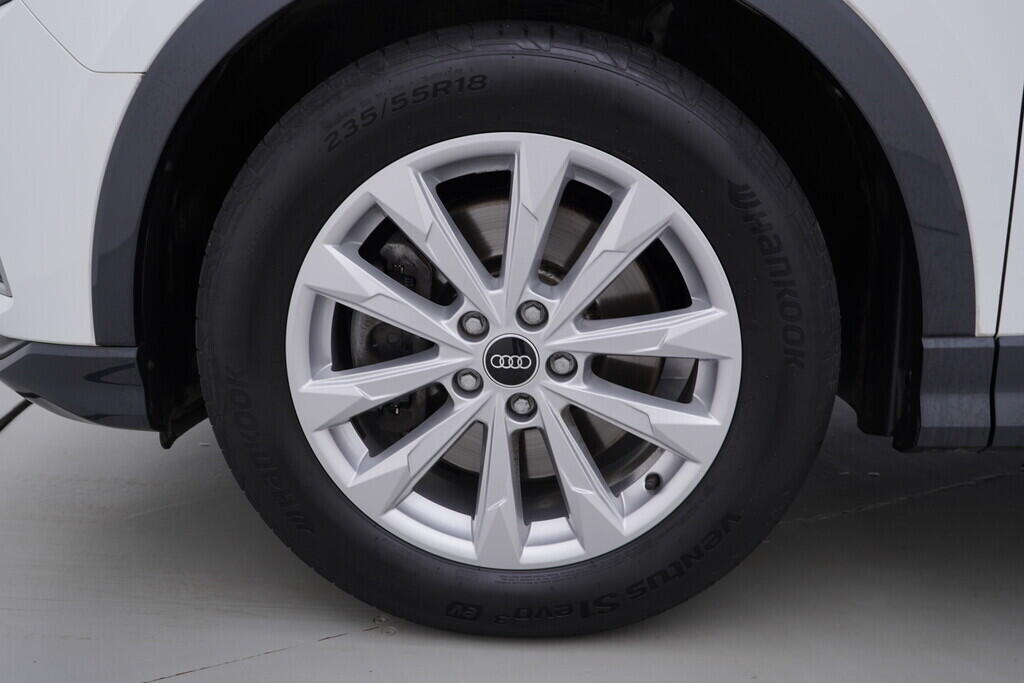 OV190V09485_43.webp_Q3 Advanced 2.0 TSI 140 kW automat, DPH