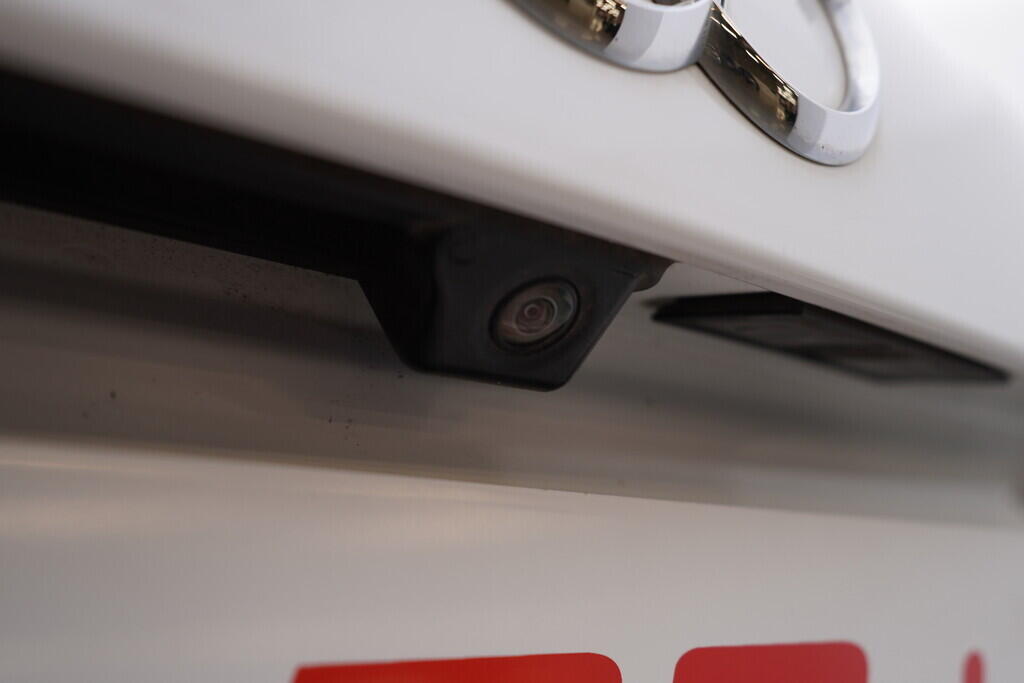 OV190V09485_44.webp_Q3 Advanced 2.0 TSI 140 kW automat, DPH